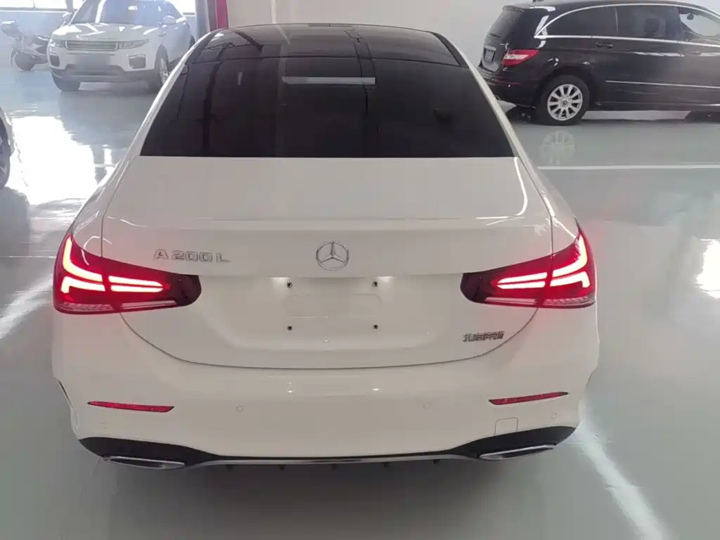 Mercedes-Benz A-Class — миниатюра 6