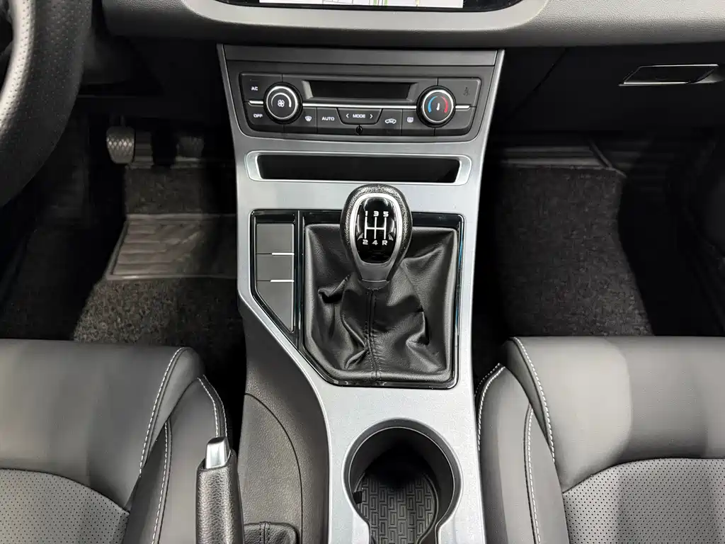 GEELY AUTOMOBILE EMGRAND