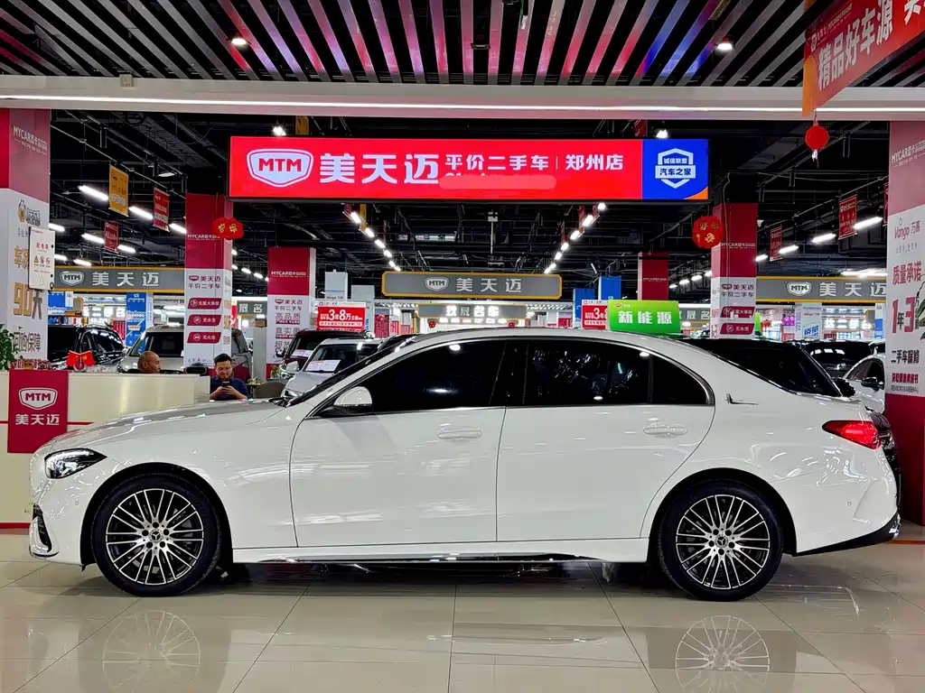 Mercedes-Benz C-Class — миниатюра 5