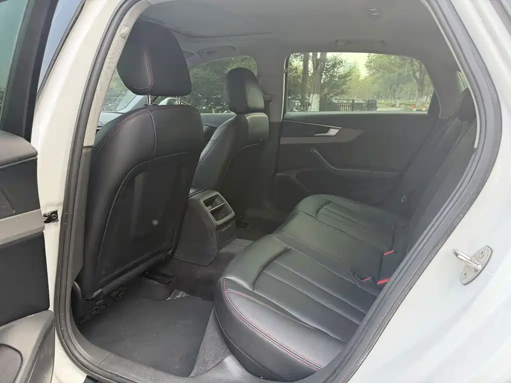 Audi A4L — миниатюра 9