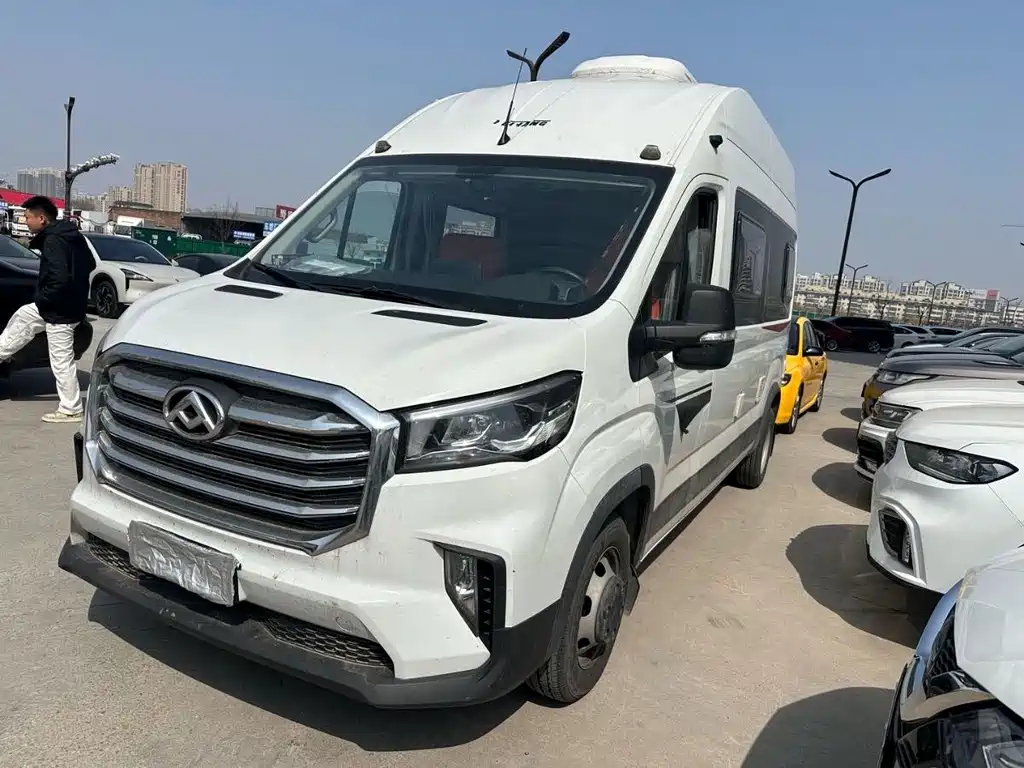 大通 V90 RV 2023