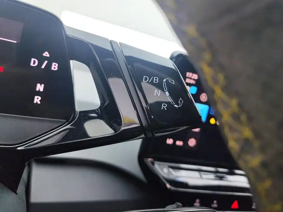 Volkswagen ID.3 — миниатюра 16