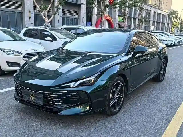 2023 MG MG7