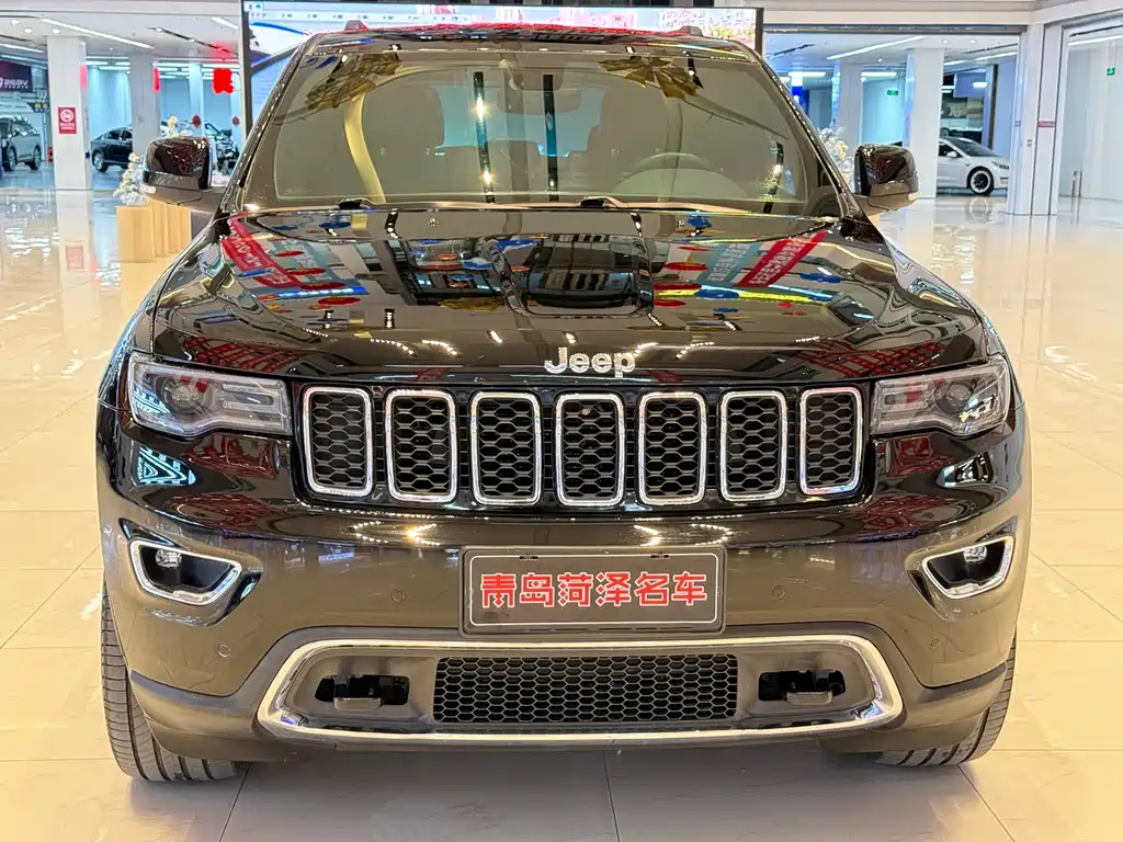 Jeep Grand Cherokee (Import) — миниатюра 2