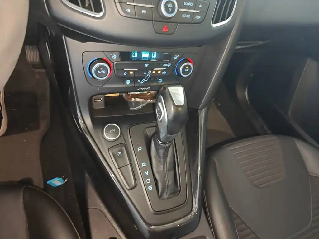 Ford Focus — миниатюра 14