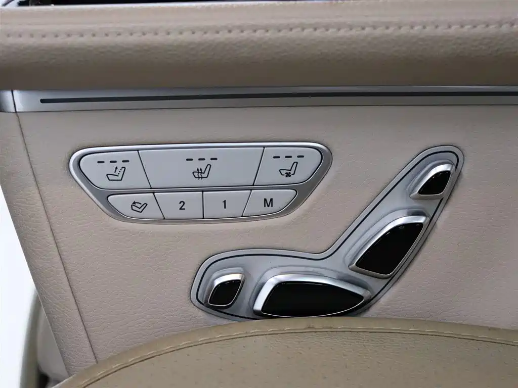 MERCEDES-BENZ V CLASS