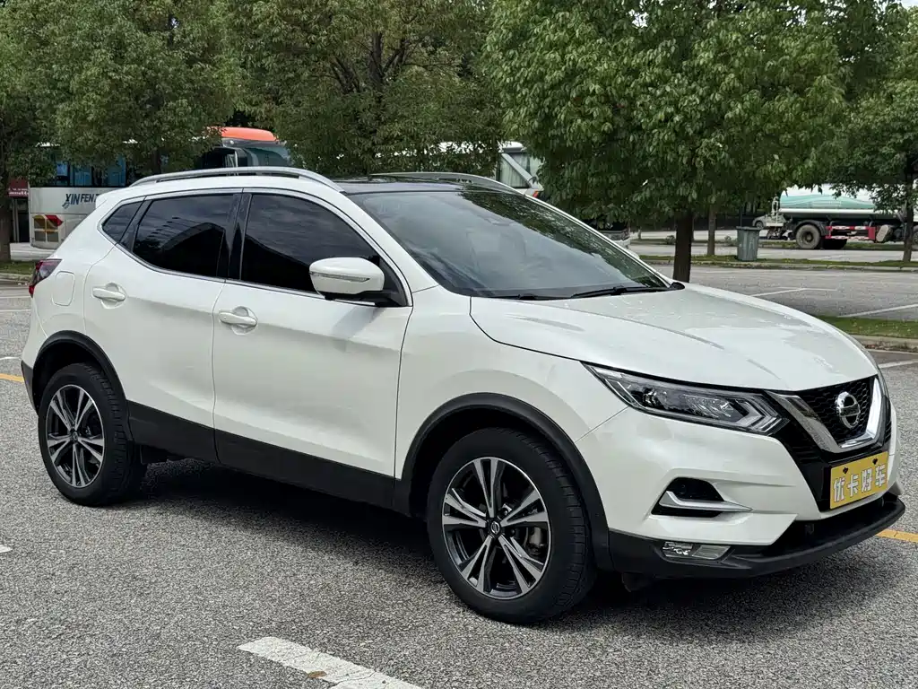 Nissan Qashqai — миниатюра 3