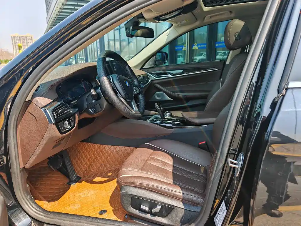 BMW 5 Series 5 2022 525Li Luxury