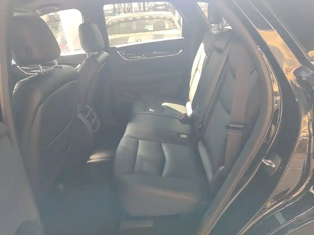 Cadillac XT5 — миниатюра 17