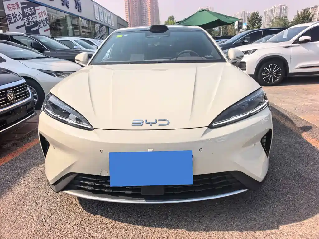 BYD Seal 07 DM-i — миниатюра 2