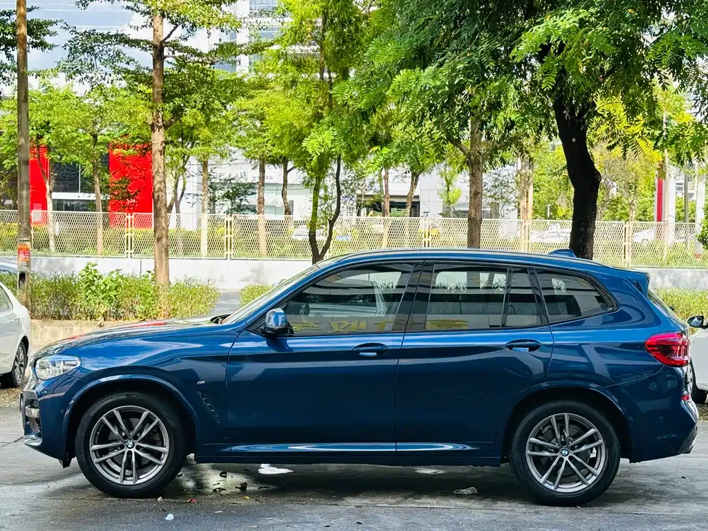 BMW X3 — миниатюра 13