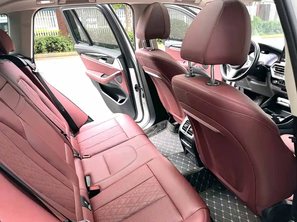 BMW iX3 — миниатюра 10