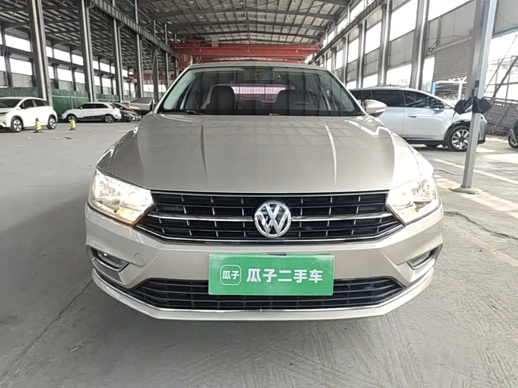 Volkswagen Bora — миниатюра 3