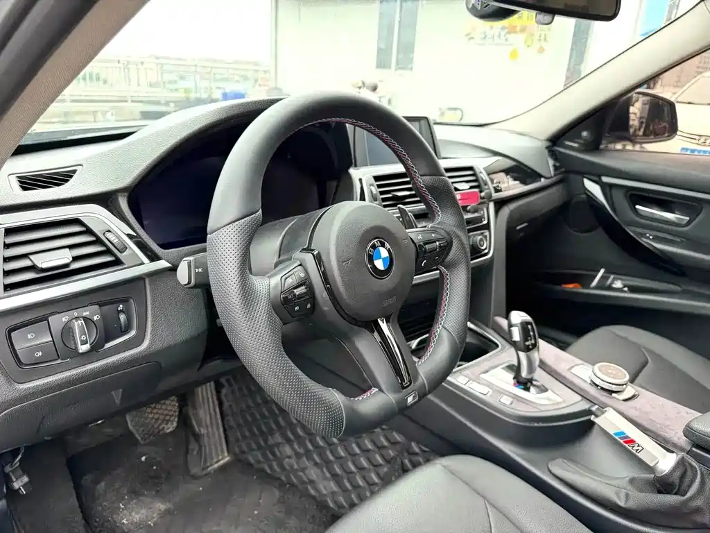 BMW 3 Series — миниатюра 5
