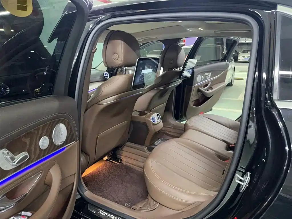 Mercedes-Benz E-Class E 2019 E 300 L Luxury
