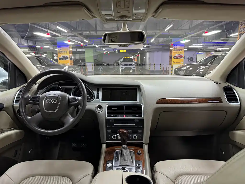 Audi Q7 — миниатюра 20