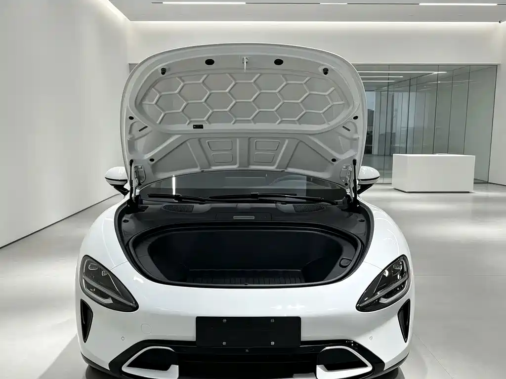 Xiaomi SU7 — миниатюра 22