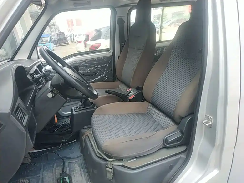 Wuling Zhiguang — миниатюра 15