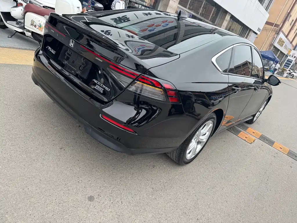 Honda Accord — миниатюра 5