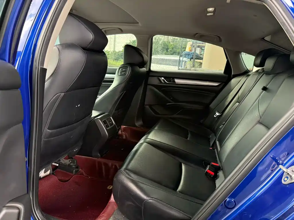 Honda Accord 2018 2.0L VI