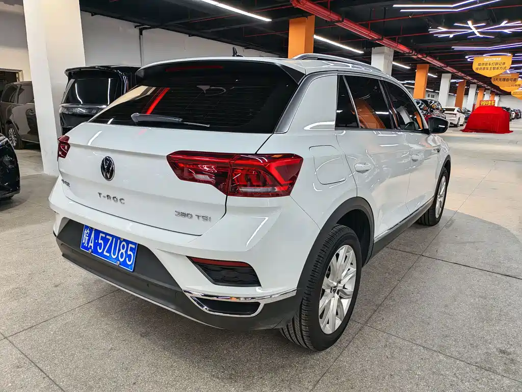 Volkswagen T-Roc — миниатюра 11