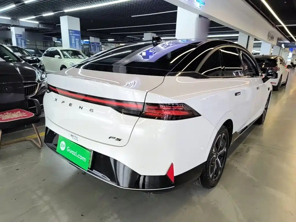 XPeng P5 — миниатюра 7