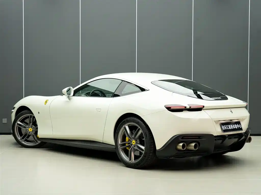 Ferrari Roma 2020 3.9T V8