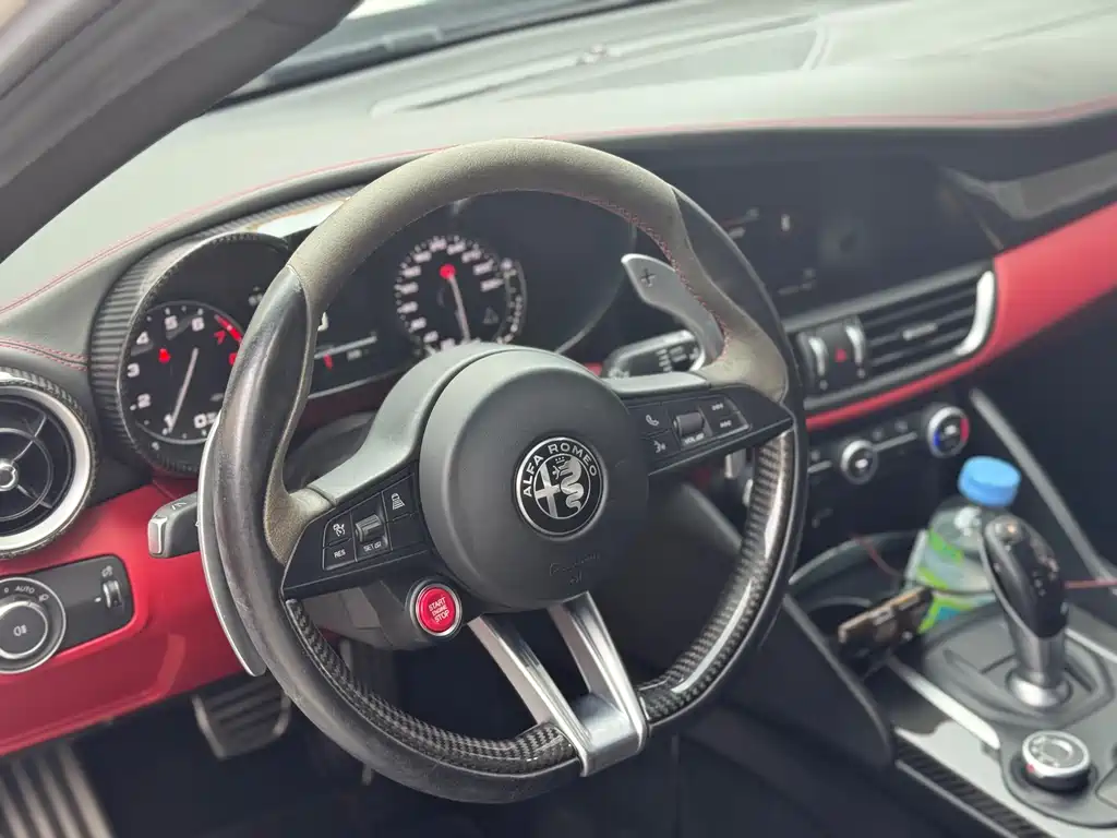 Alfa Romeo Giulia 2017 2.9T 510HP