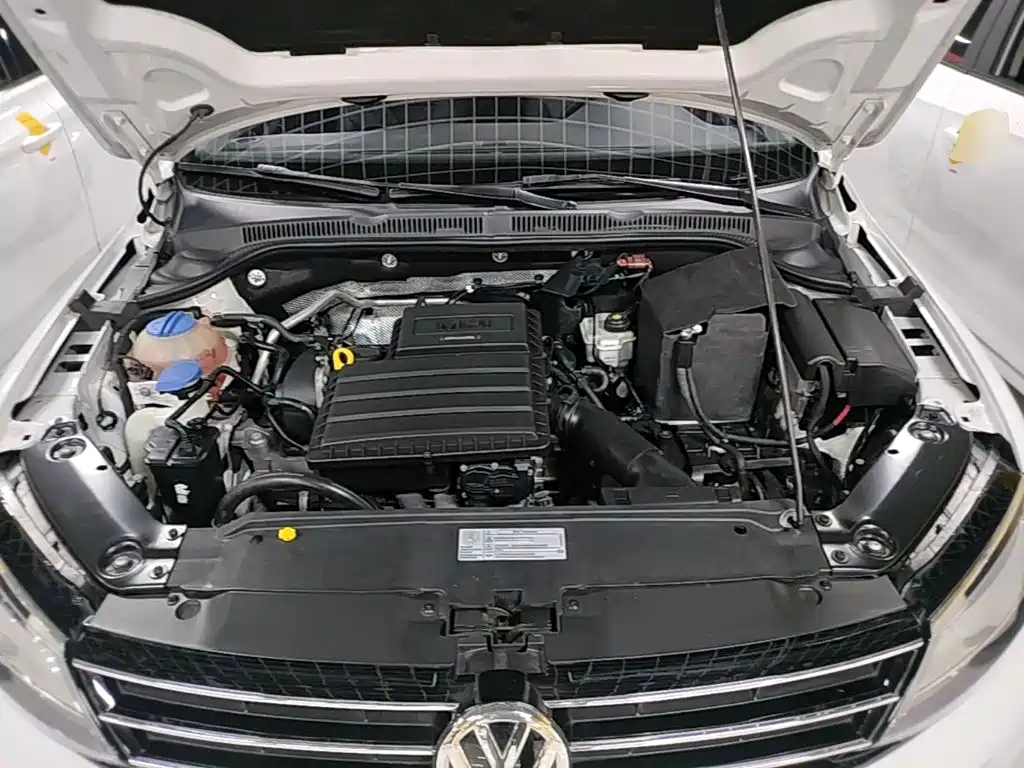 Volkswagen Sagitar — миниатюра 25