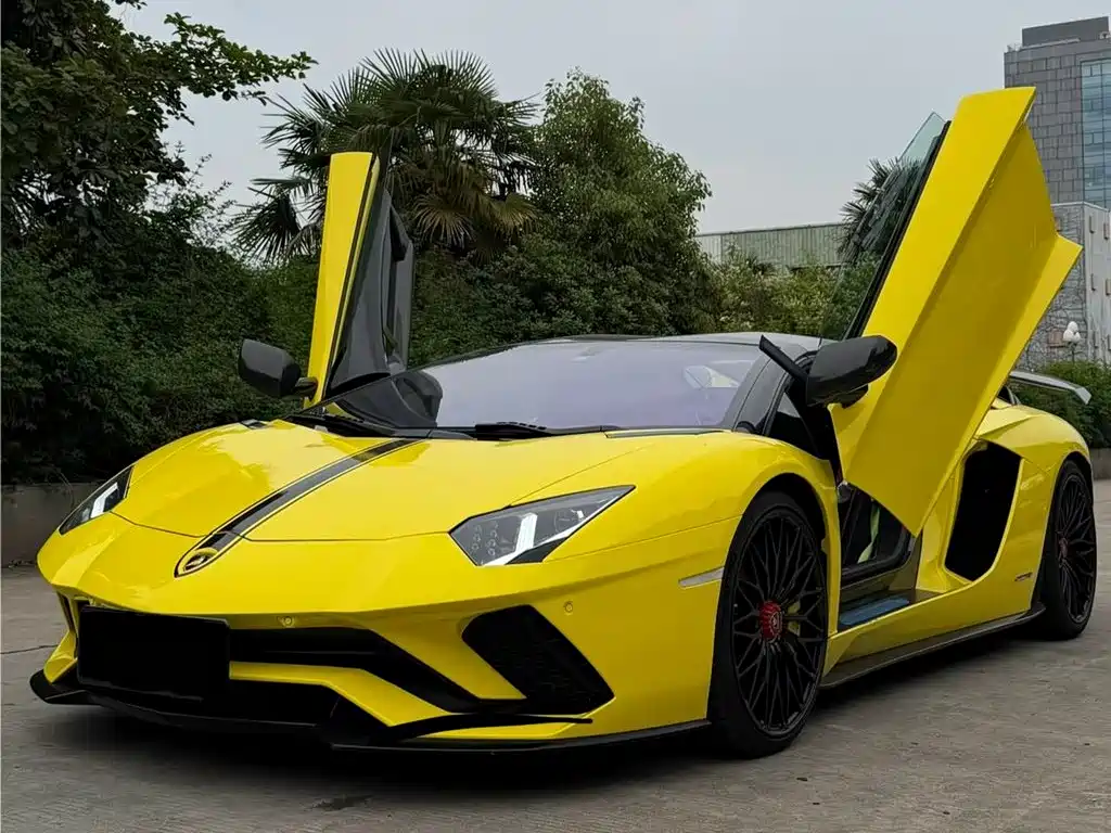 Lamborghini Aventador 2018 Aventador S Roadster