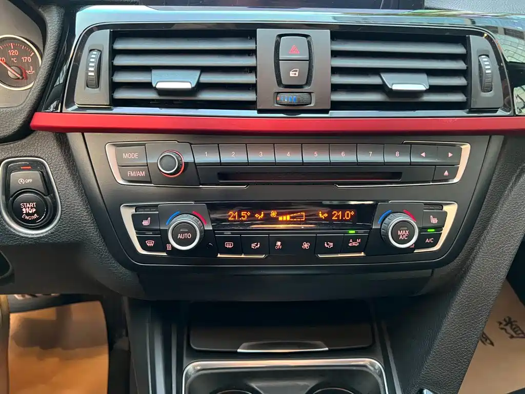 BMW 3 Series — миниатюра 12