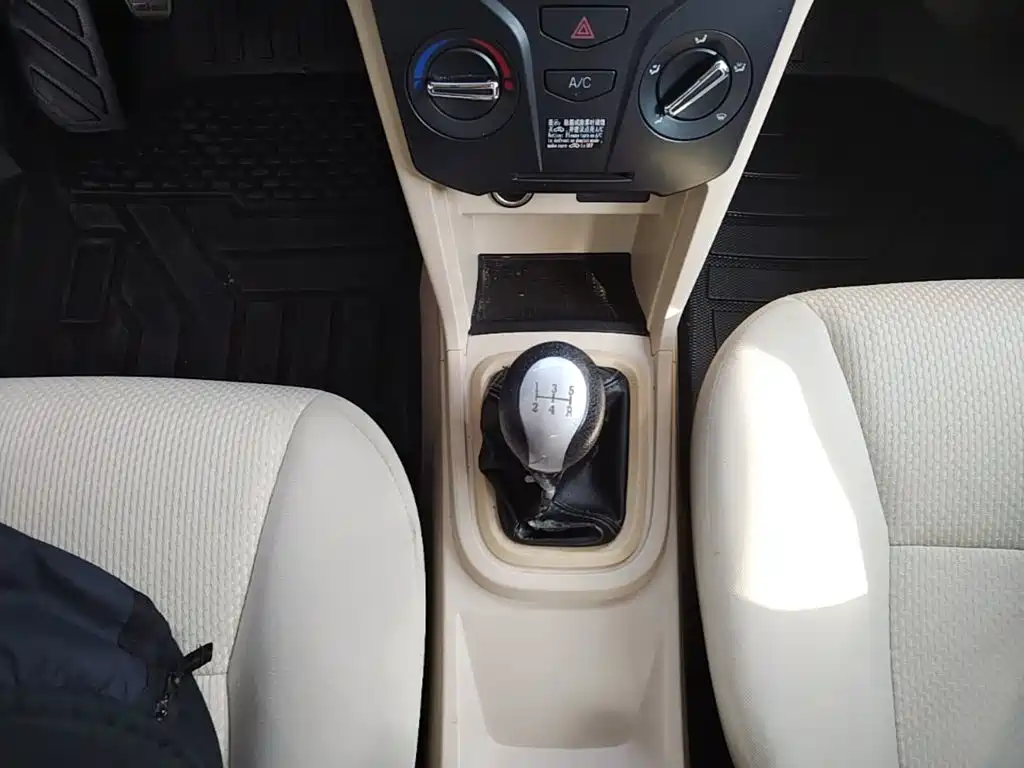 Chery Fengyun 2 — миниатюра 14