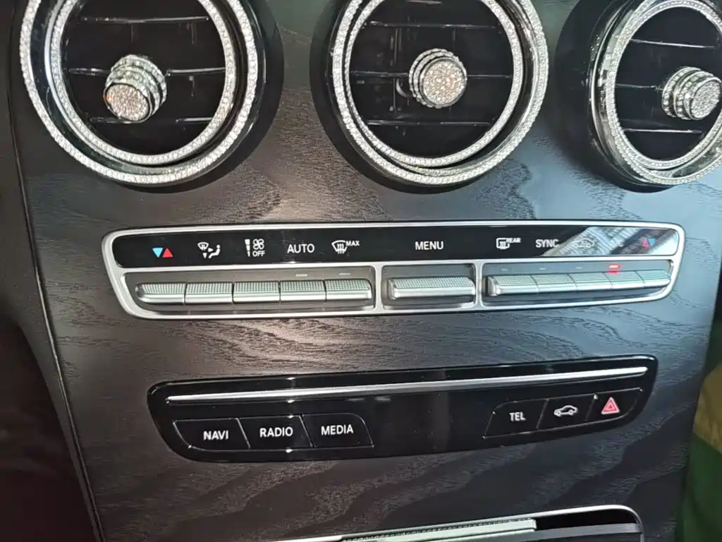 Mercedes-Benz C-Class — миниатюра 13