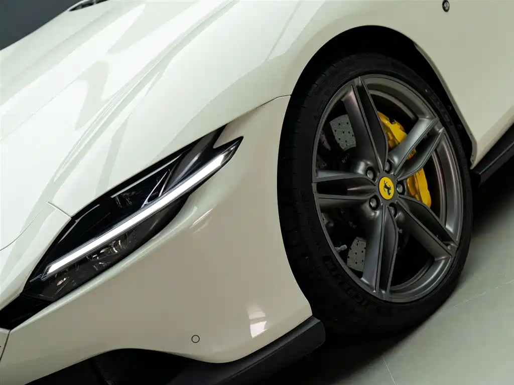 Ferrari Roma 2020 3.9T V8