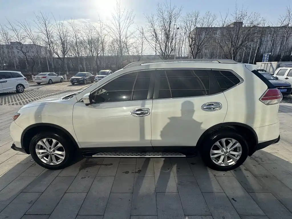 NISSAN QIJUN