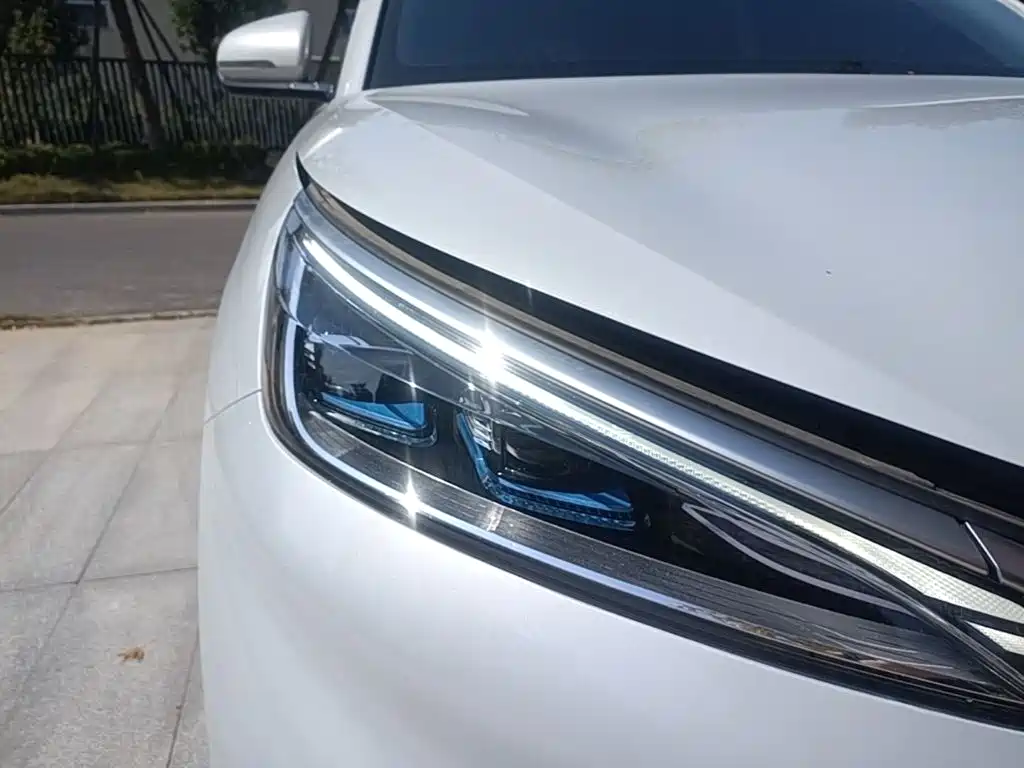 BYD Yuan Plus — миниатюра 9