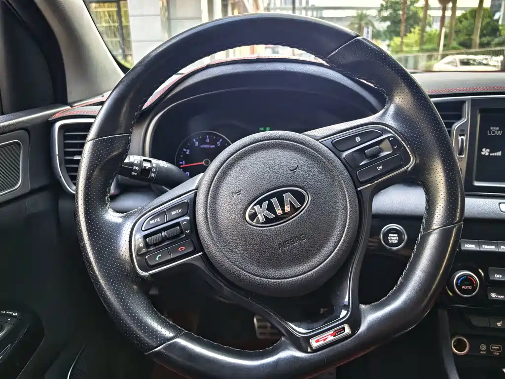 Kia KX5 — миниатюра 9
