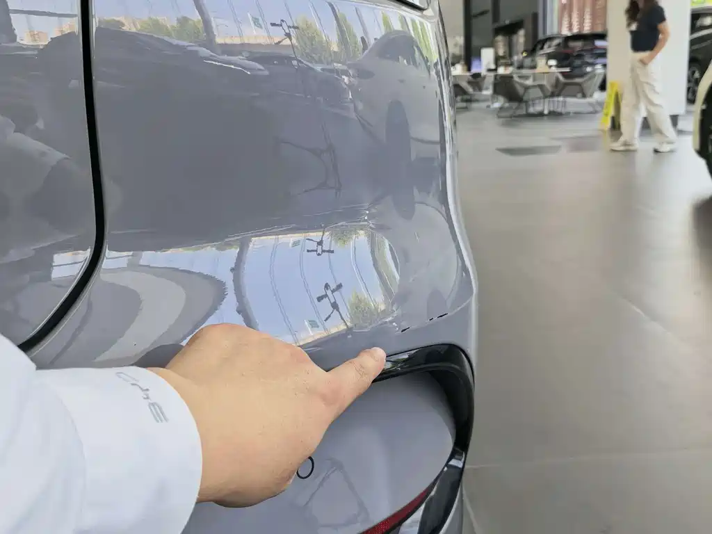 BYD Han — миниатюра 10