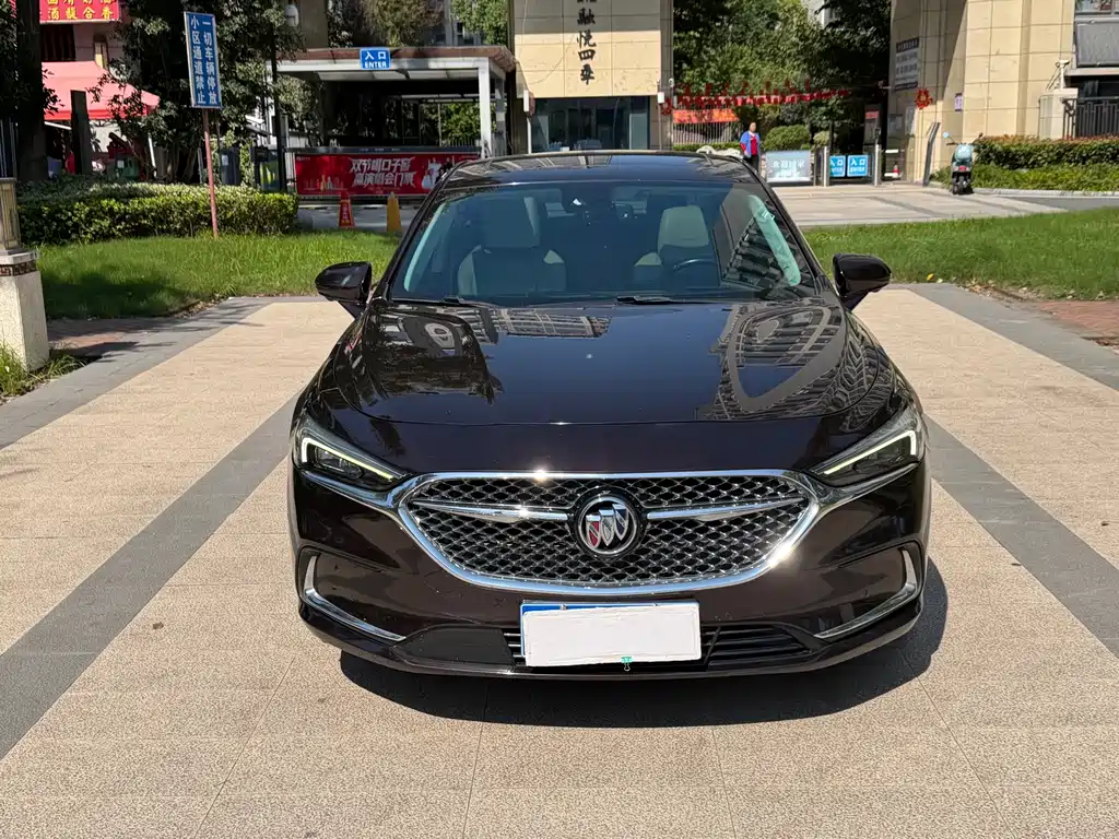 Buick LaCrosse — миниатюра 2