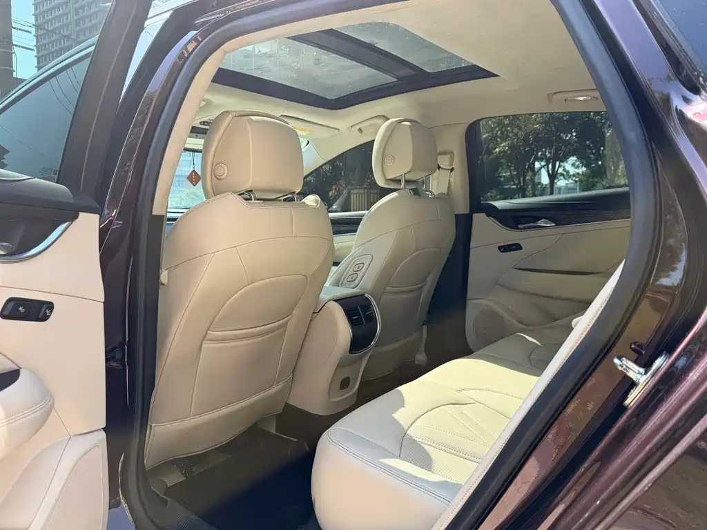 Buick LaCrosse — миниатюра 7