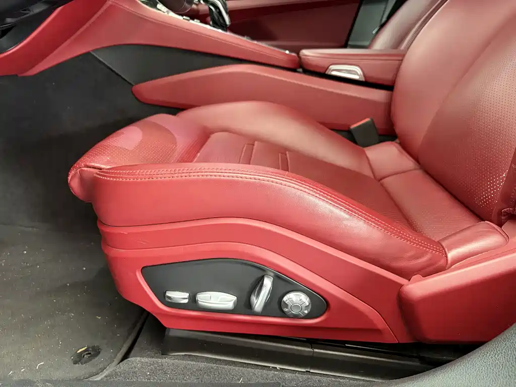 Porsche Panamera — миниатюра 6