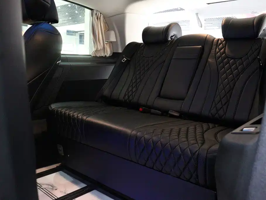 Mercedes-Benz Vito — миниатюра 16