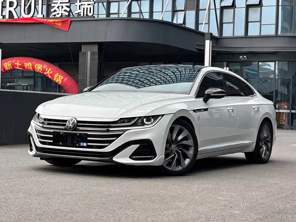 Volkswagen CC 2024