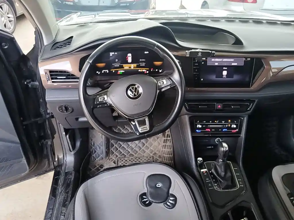 Volkswagen Tharu — миниатюра 15