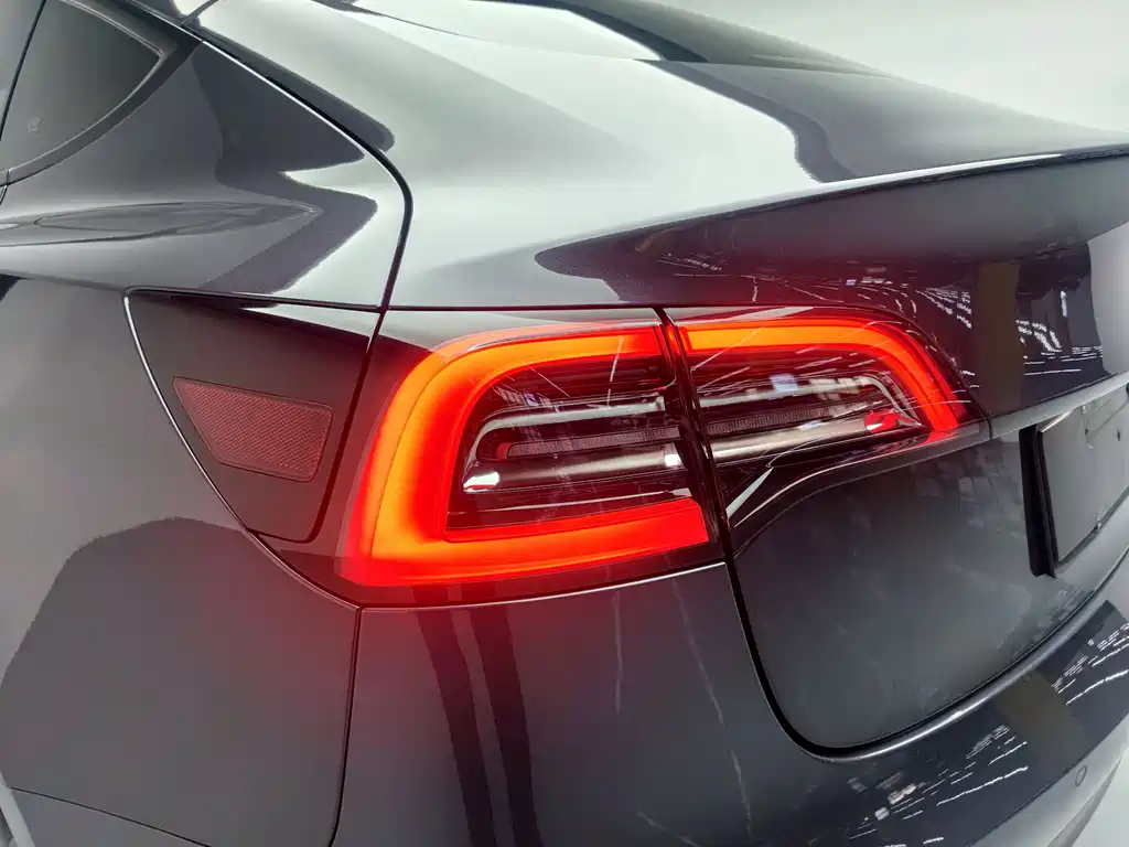 Tesla Model 3 — фотографии объявления, Фото 13
