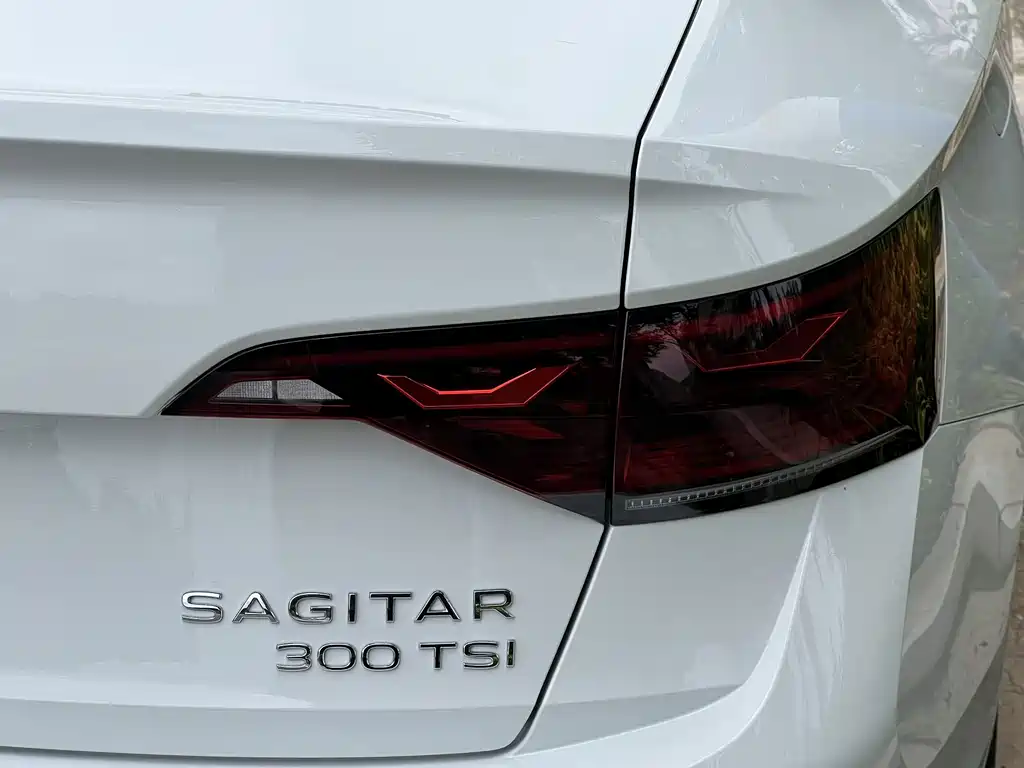 Volkswagen Sagitar — миниатюра 7