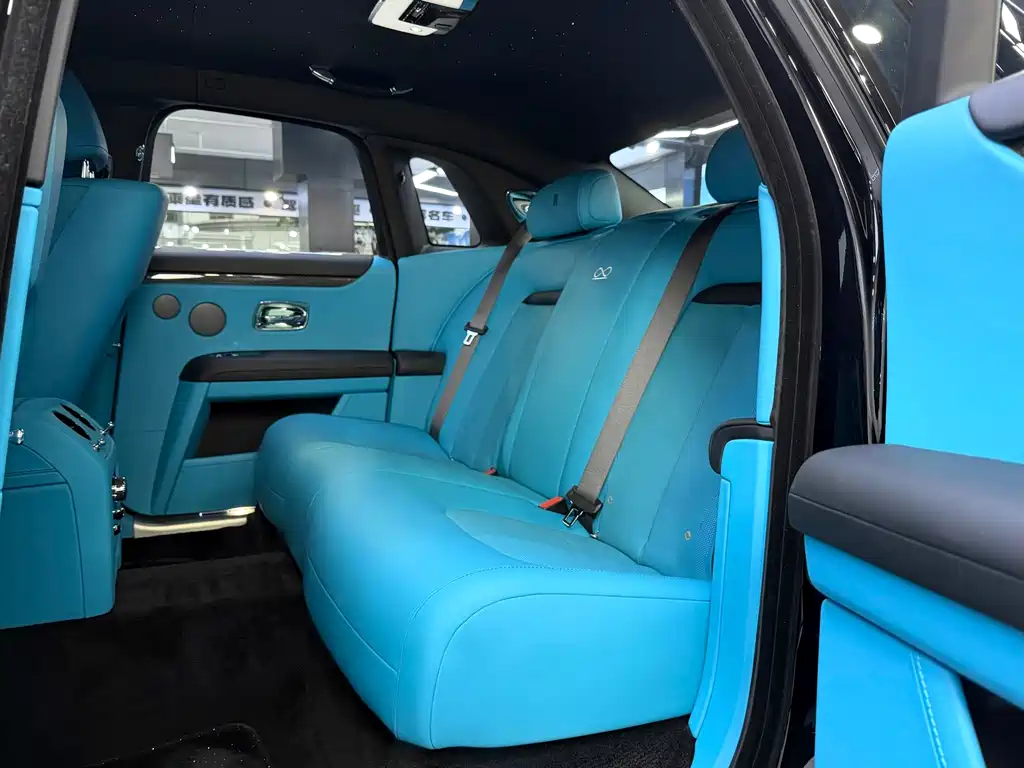 Rolls-Royce Ghost — миниатюра 10