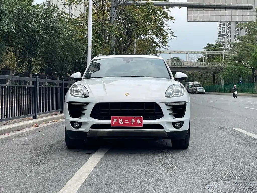 Porsche Macan — миниатюра 2