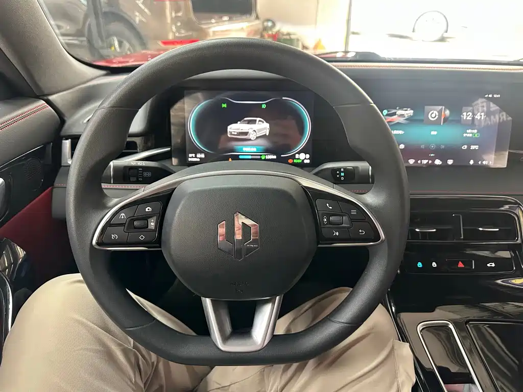 Leapmotor Leapmotor S01 — миниатюра 8