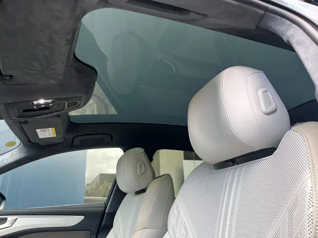 Audi A6L — миниатюра 12